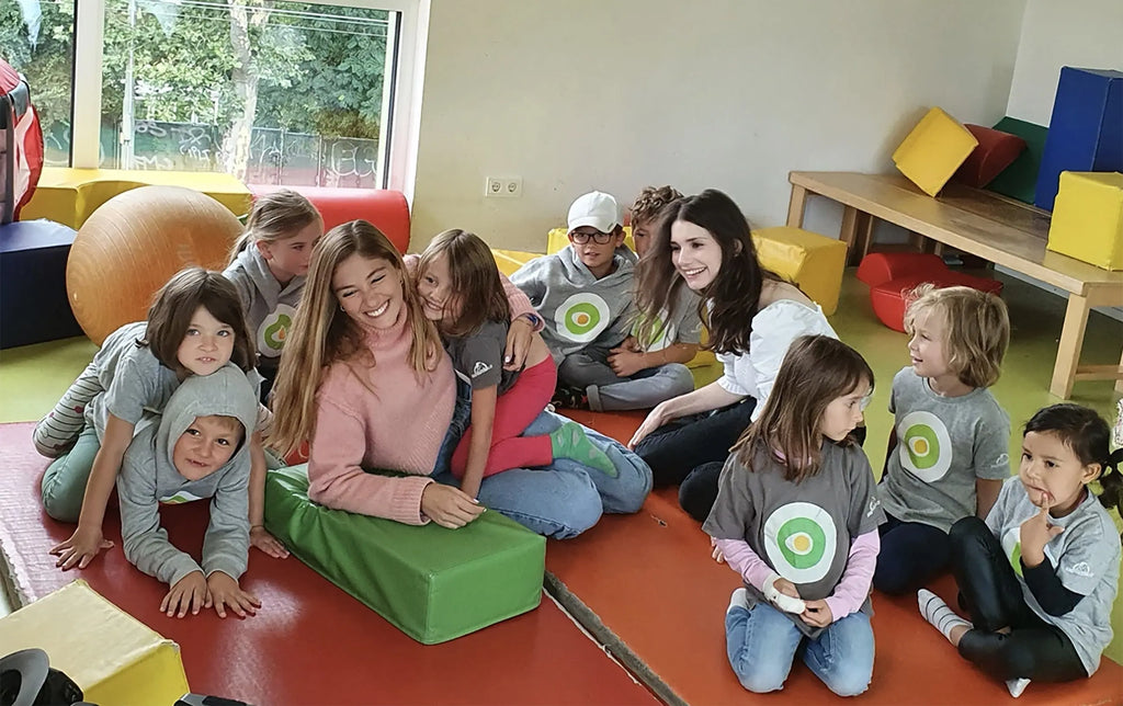 Eine-gemeinsame-Sprache-Gebärden-in-der-Kita talking hands flipbooks