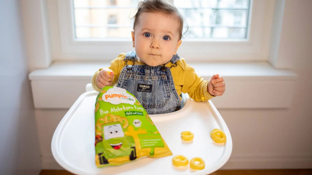 Baby beim Essen